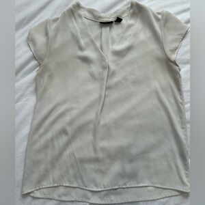 Halogen Soft Cream V-Neck Blouse